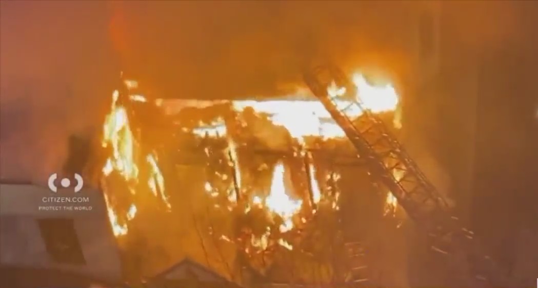 Two killed as three-alarm fire breaks out in the Bronx: FDNY – PIX11