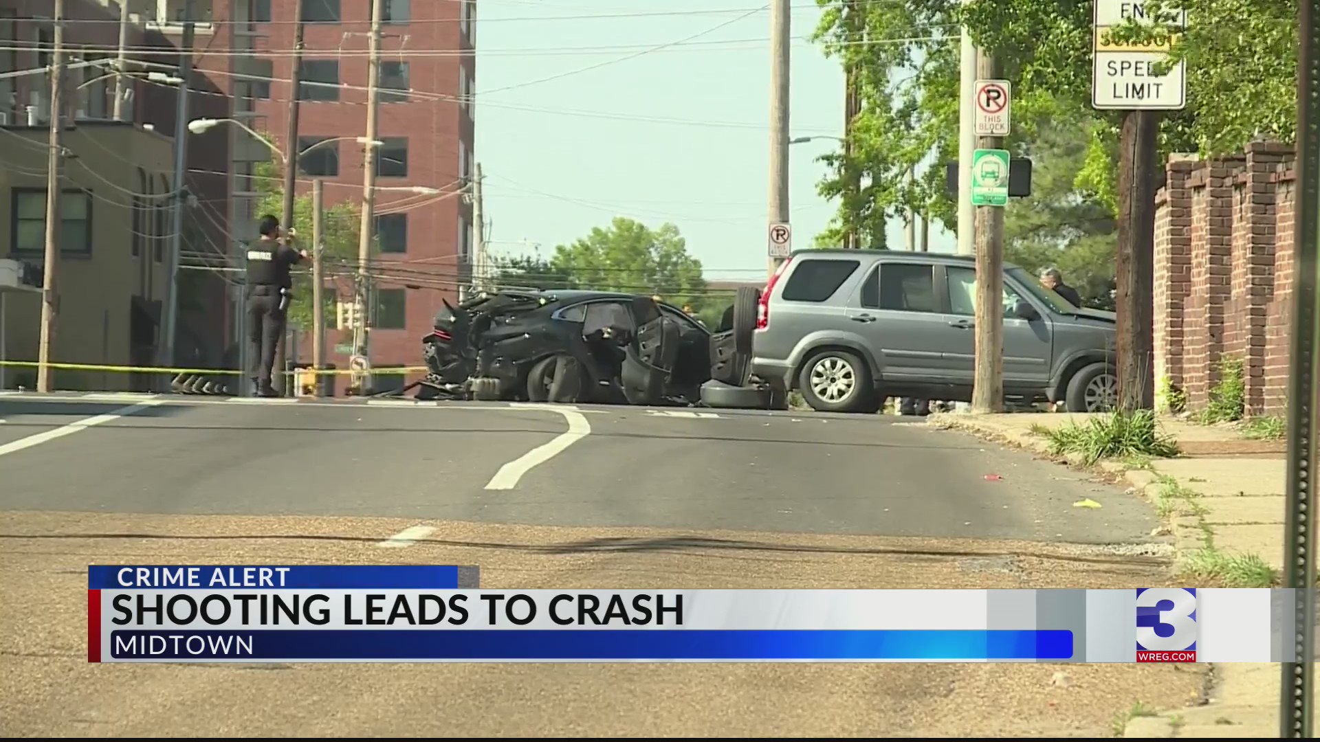 Two people injured after Midtown car crash – WREG.com