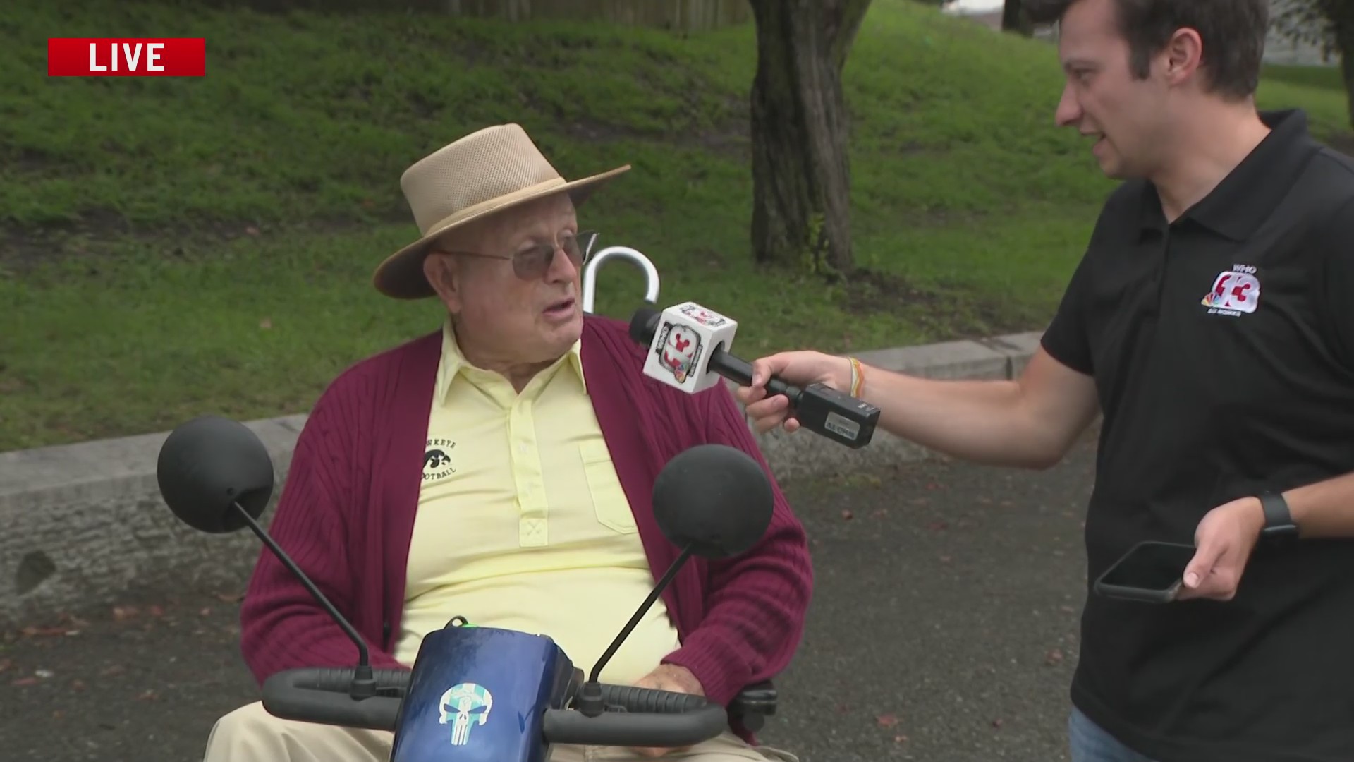 Prough Gabe Prough chats with Thomas from Tipton at the Iowa State Fair ...