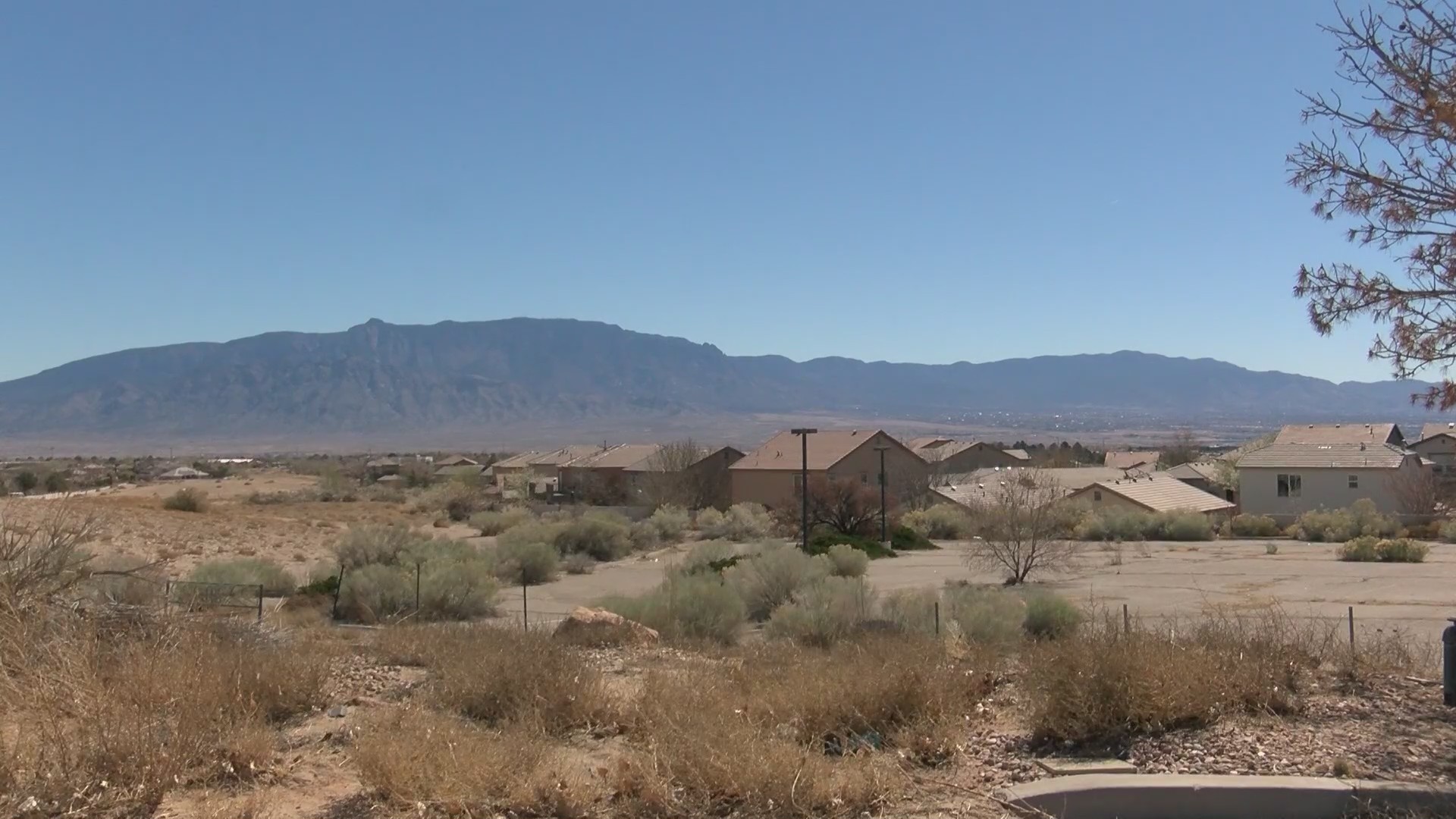 Rio Rancho to review plans to redevelop old country golf course – KRQE ...