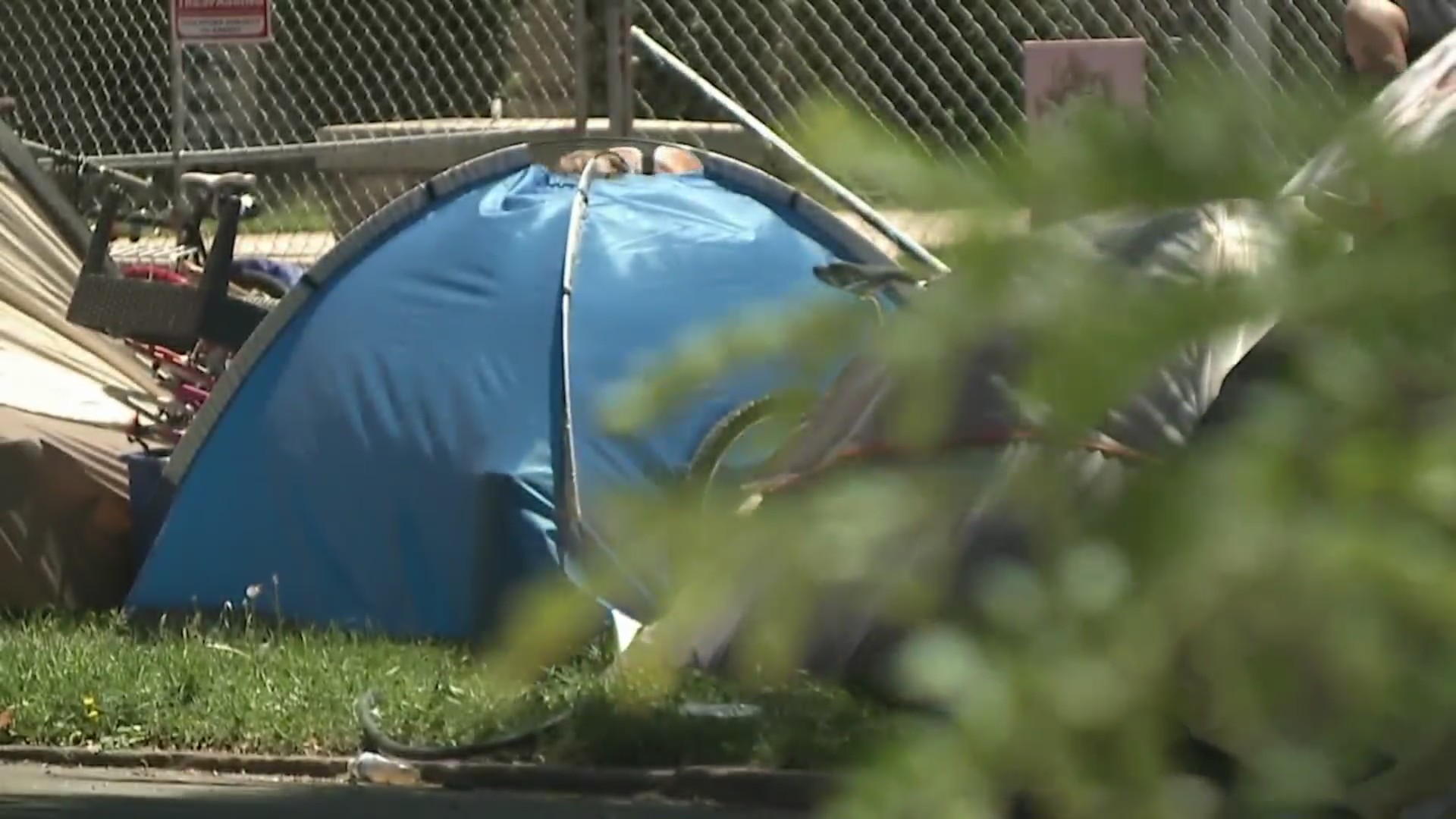 Douglas County adopts ban on camps on public property FOX31 Denver