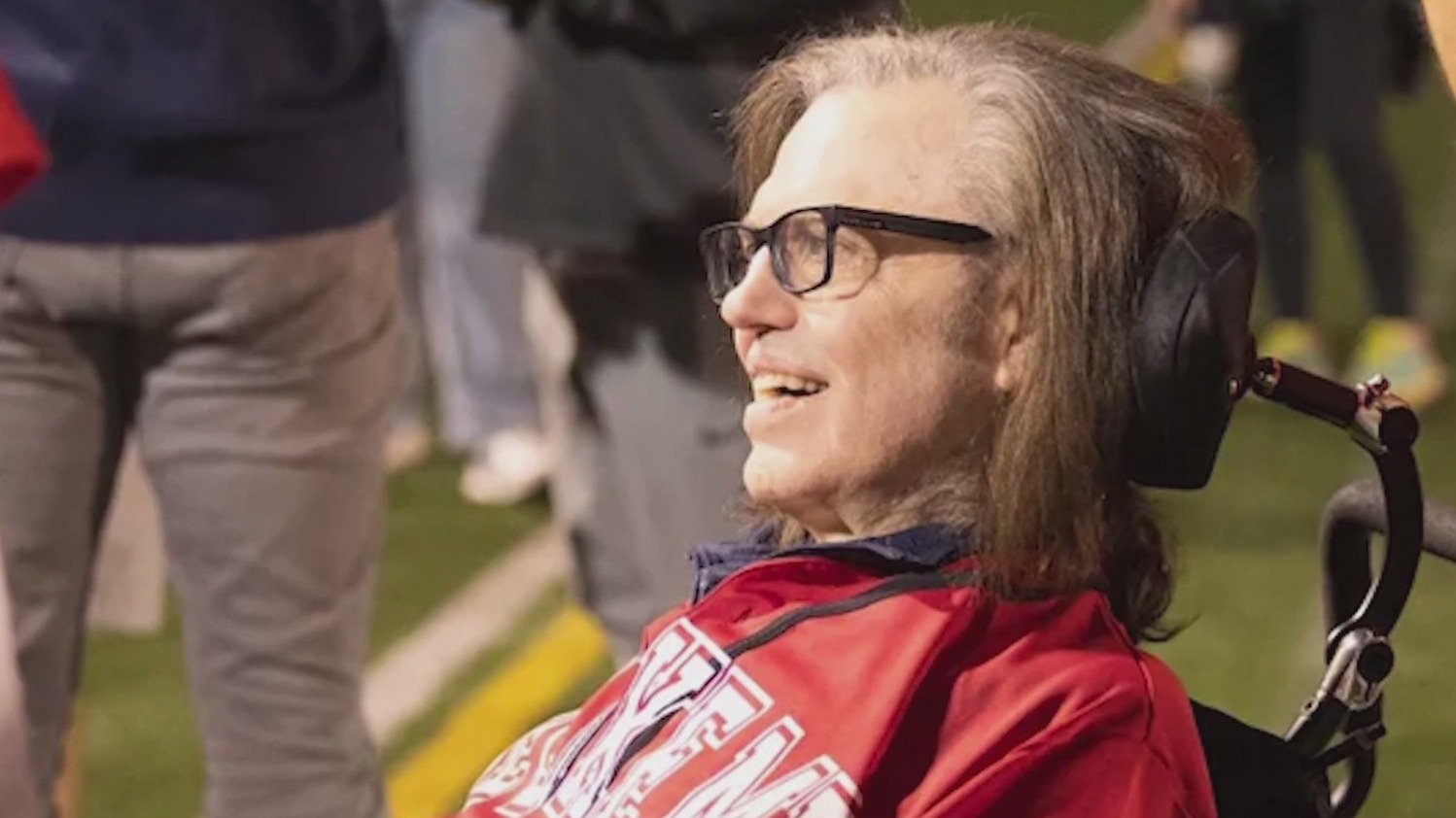 For 21 years, LO coach with ALS motivates players – KOIN.com