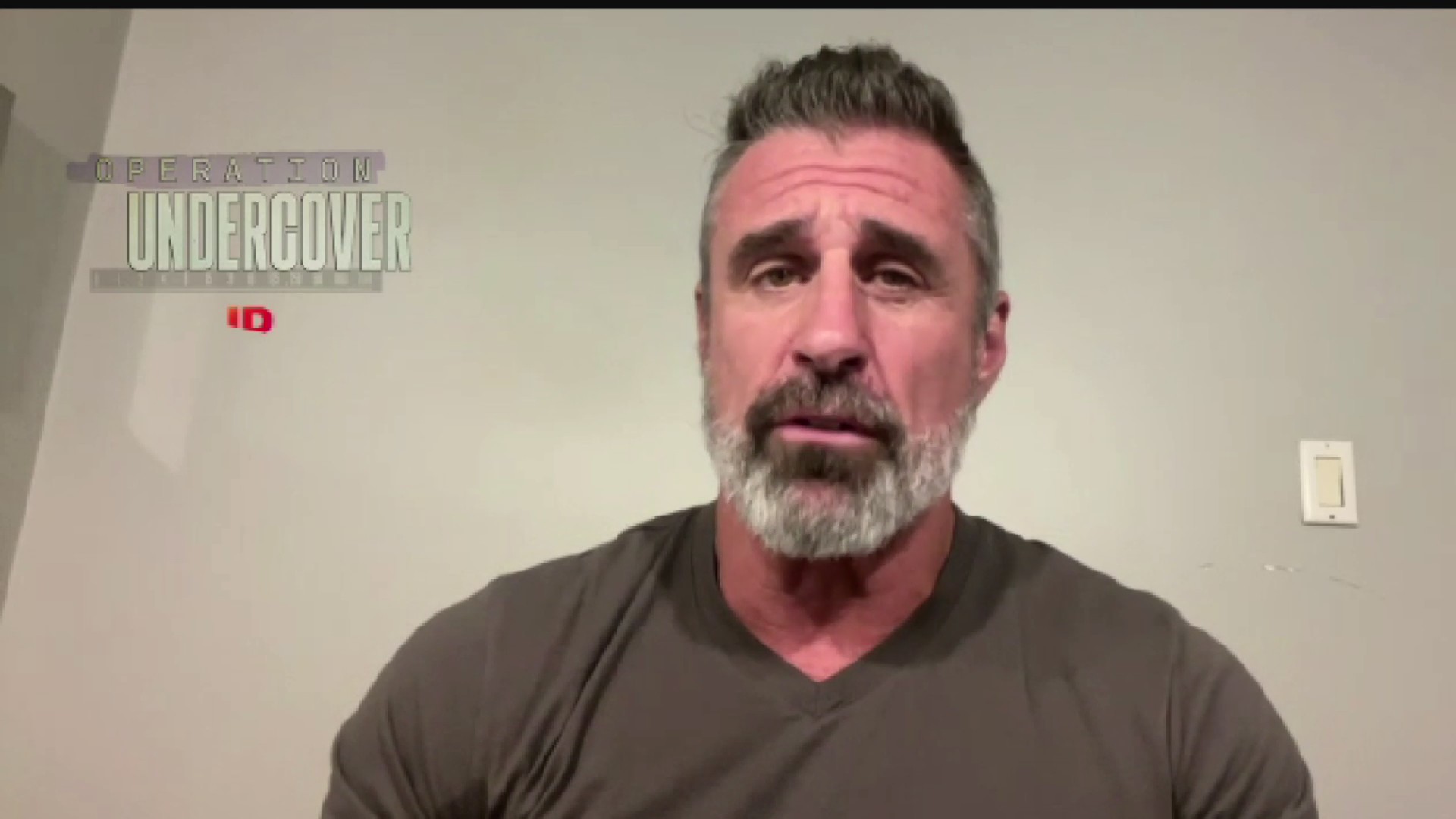 Operation Undercover Takes You Behind the Scenes of Undercover Agents ...