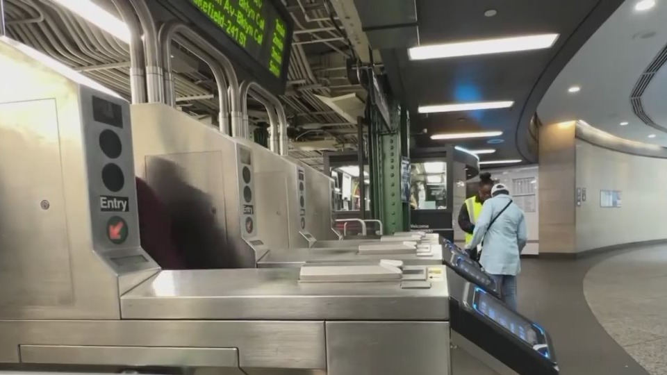 NYC transit advocates rally for more MTA funding PIX11