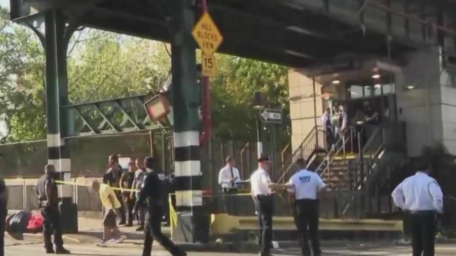Brooklyn residents question NYPD over police shooting – PIX11