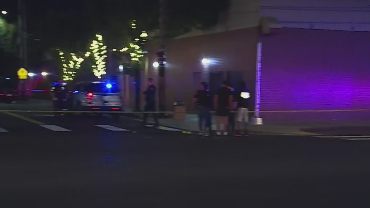 2 injured in SE Portland shooting during gathering – KOIN.com