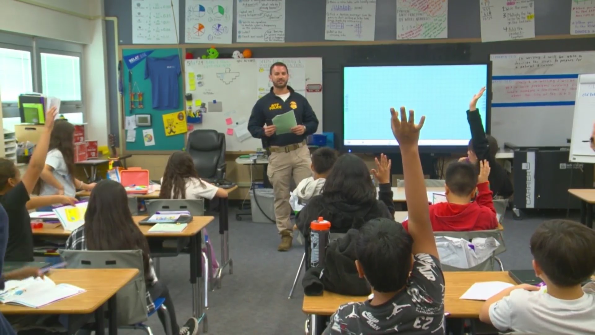 ATF teaches Denver kids with mission of gang resistance – FOX31 Denver