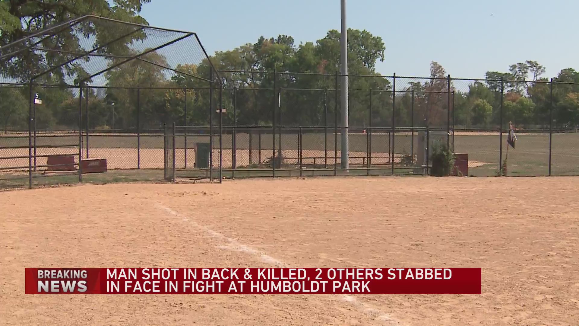 Man fatally shot, 2 others stabbed at Humboldt Park in West Town – WGN-TV