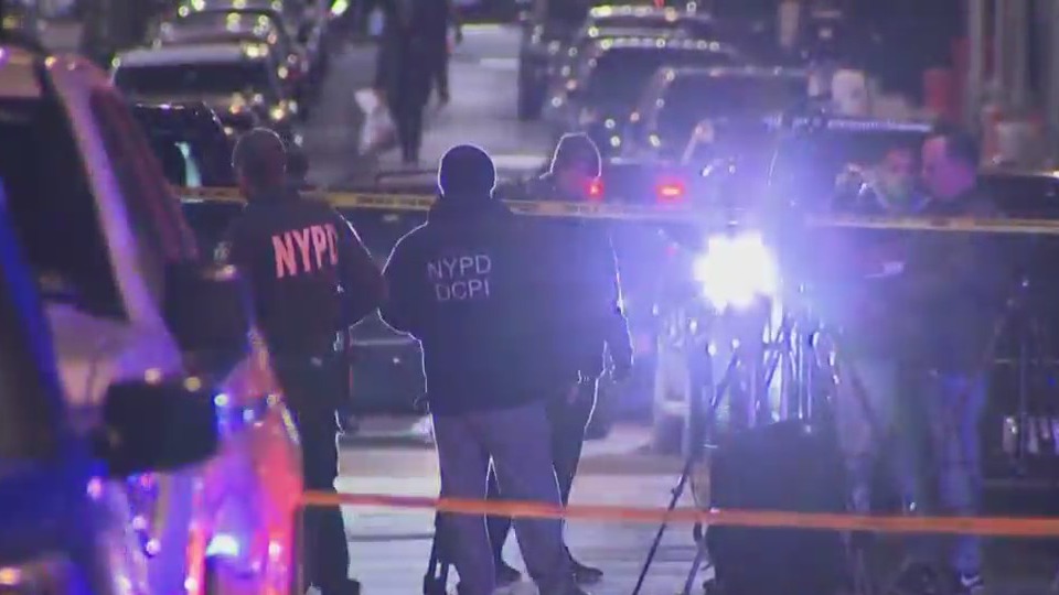 Man shot by police officers in the Bronx made initial 911 call: NYPD ...