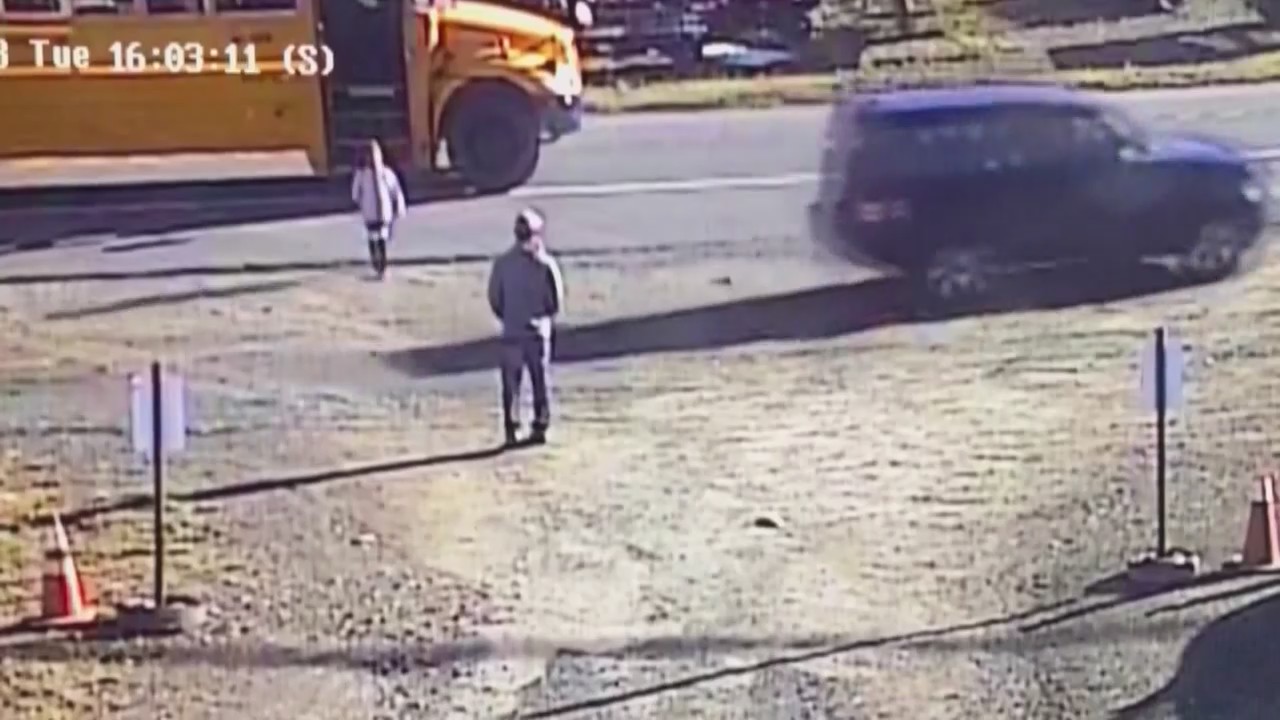 Fines for passing stopped school bus increase Nov. 1 – NEWS10 ABC