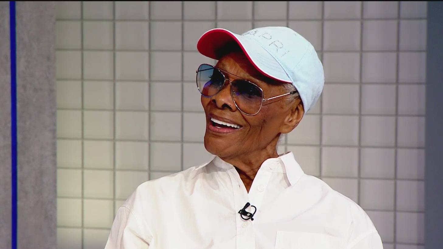 Dionne Warwick returns to the Apollo for one night only – PIX11