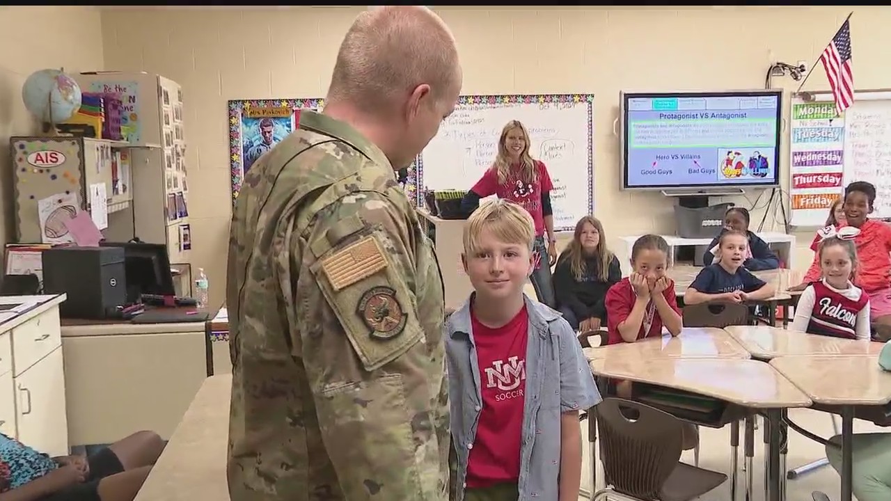 Air Force dad returns from deployment, surprises 10-year-old son at ...