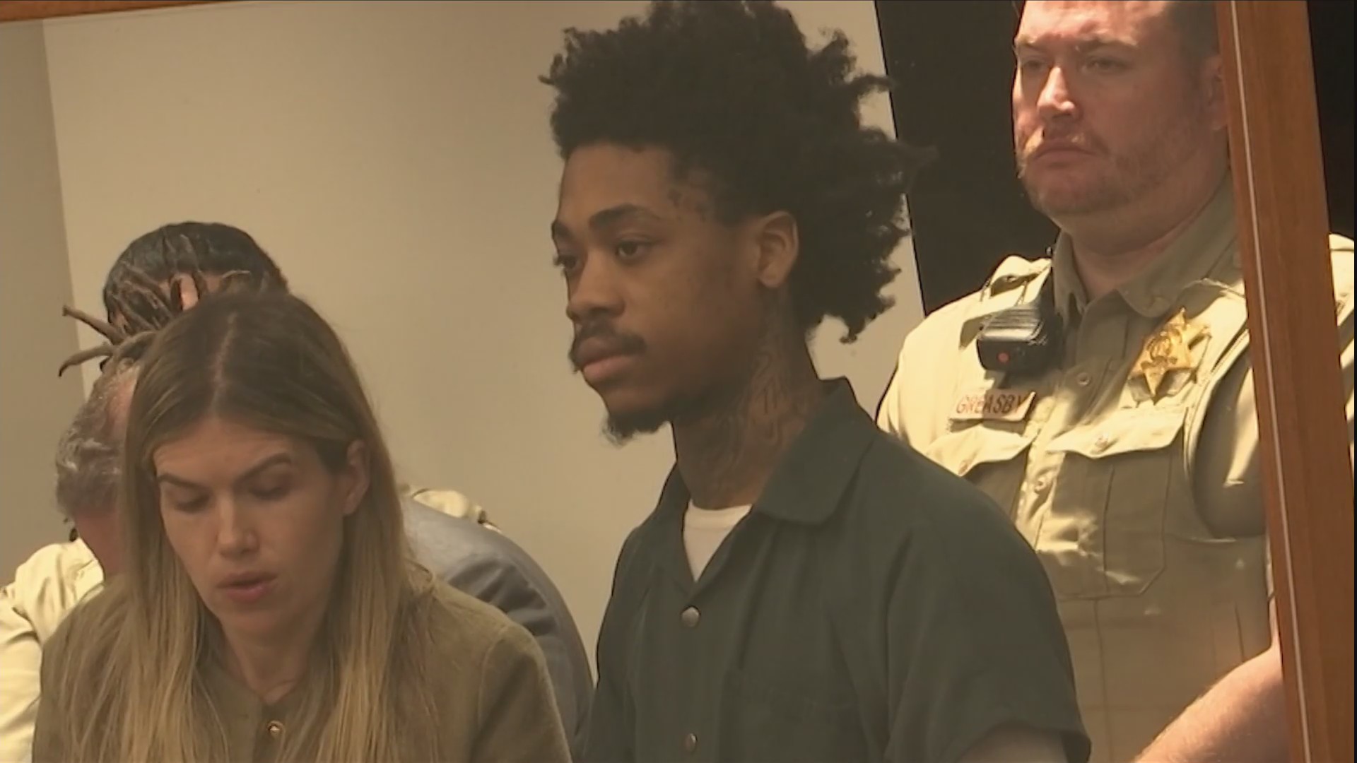 Mall shooting suspects to remain behind bars – WSAV-TV
