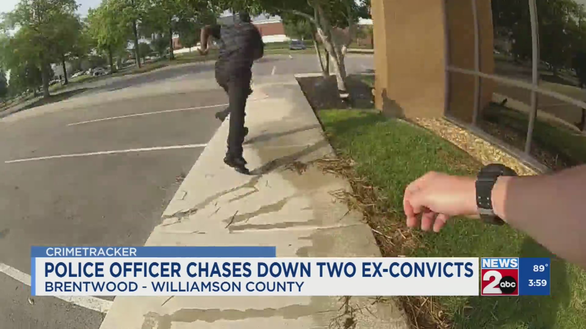 Brentwood police officer chases down two suspects – WKRN News 2