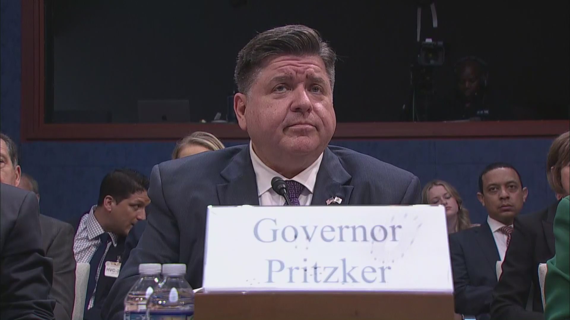 Pritzker defends Illinois sanctuary laws in contentious DC hearing ...