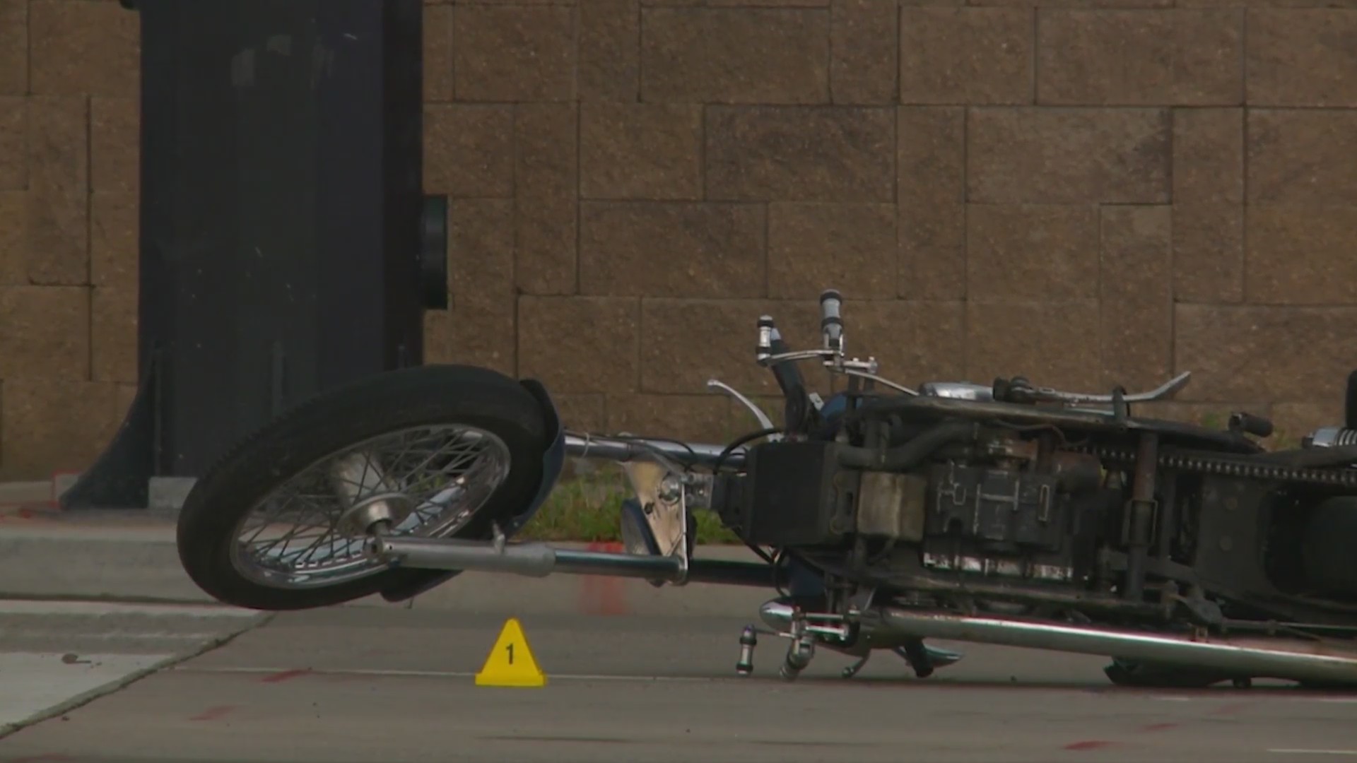 Suspect dead after shooting with Wheat Ridge police near I-70, shopping ...