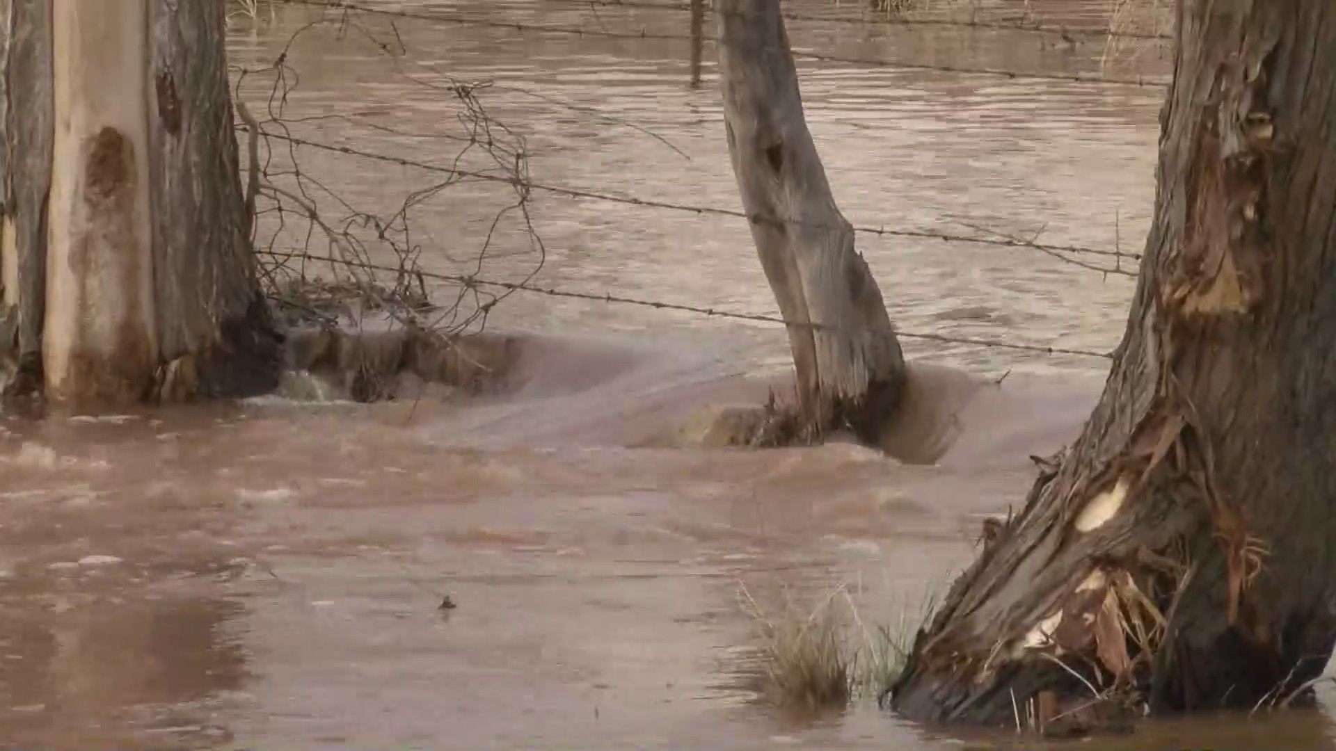 San Ysidro residents protect homes from Jemez flooding KRQE NEWS 13