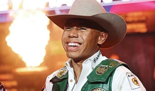 Local bull rider representing Navajo Nation – ABC4 Utah