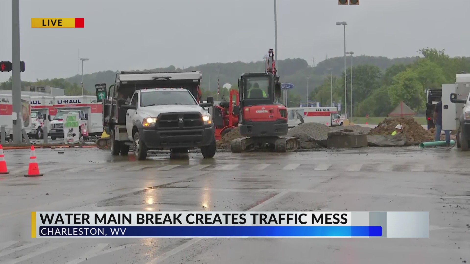 Water main break floods Patrick Street Plaza – WOWK 13 News