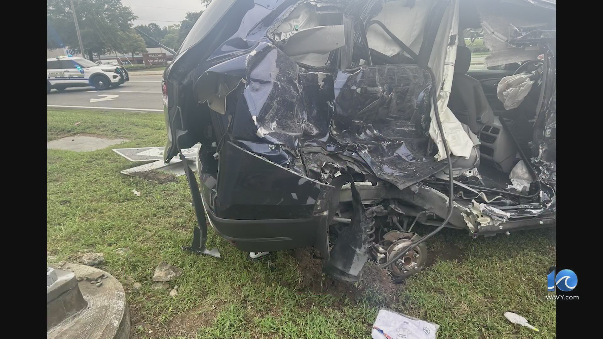 Man dies after two-vehicle crash involving tractor-trailer in Isle of ...