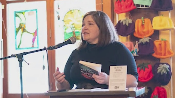 Rebecca Rook writes a dang good book – KOIN.com