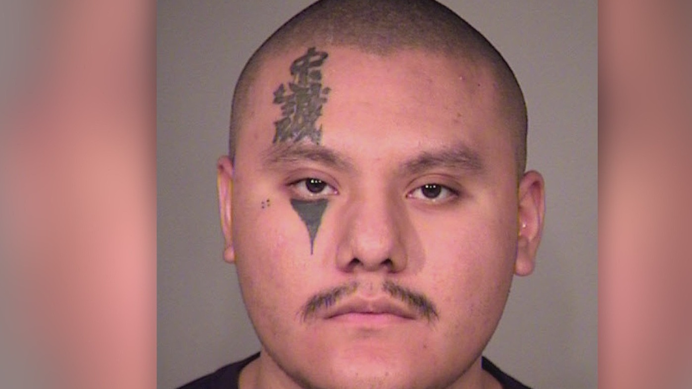 Gresham police searching for stabbing suspect in stolen car – KOIN.com