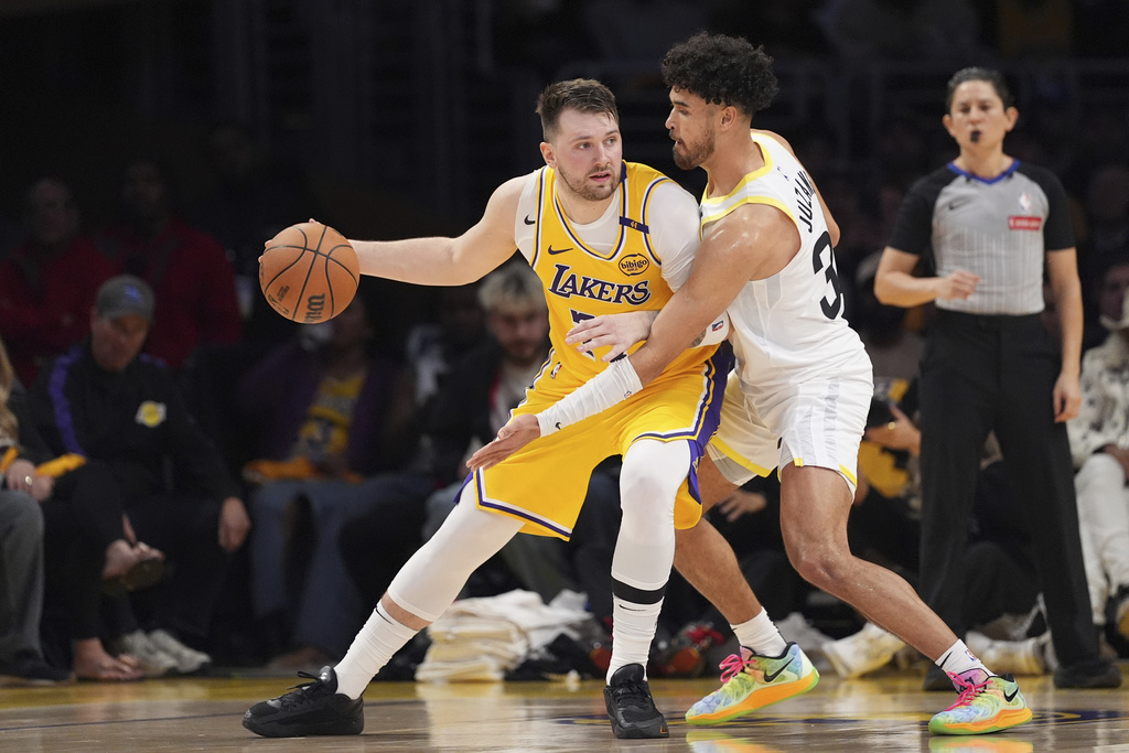 Lakers blow out Jazz in Doncic debut – ABC4 Utah