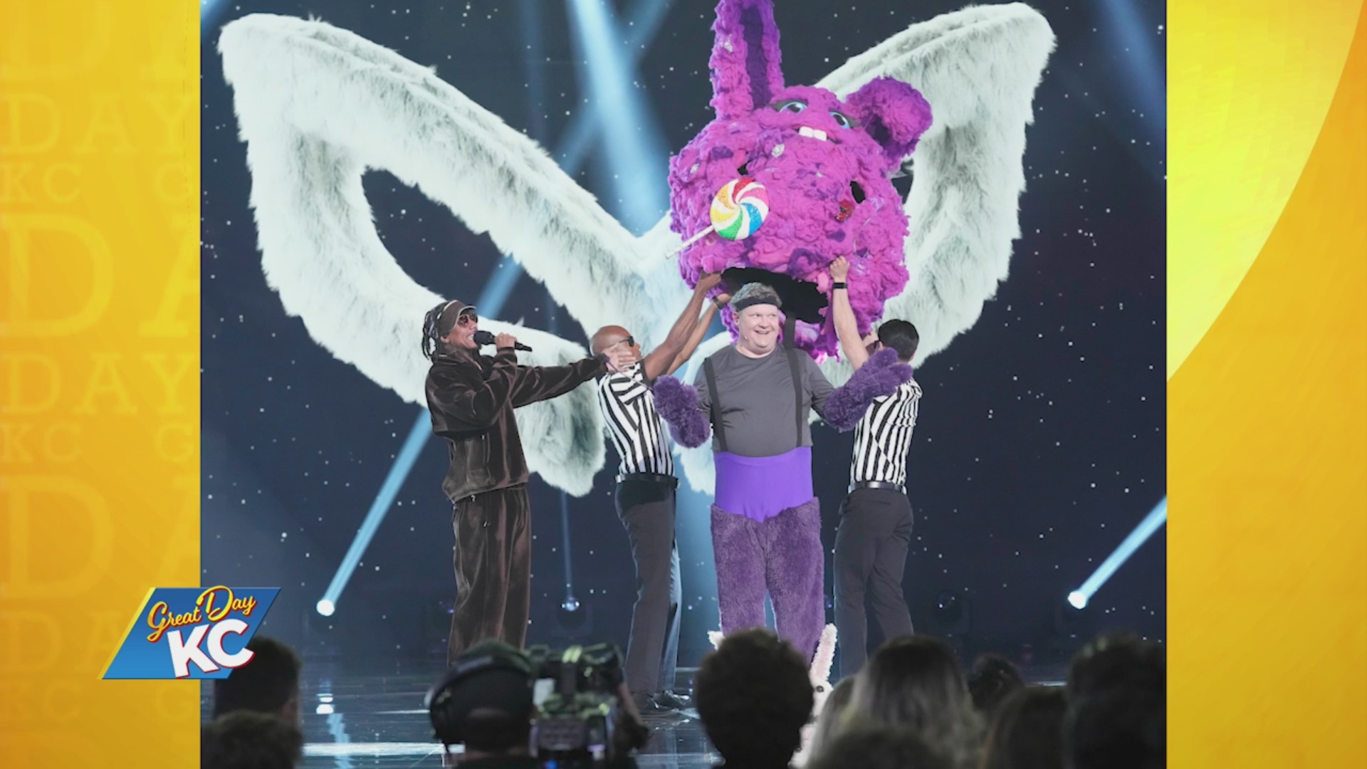 THE MASKED SINGER ‘Dust Bunny’ Is Andy Richter! FOX 4 Kansas City