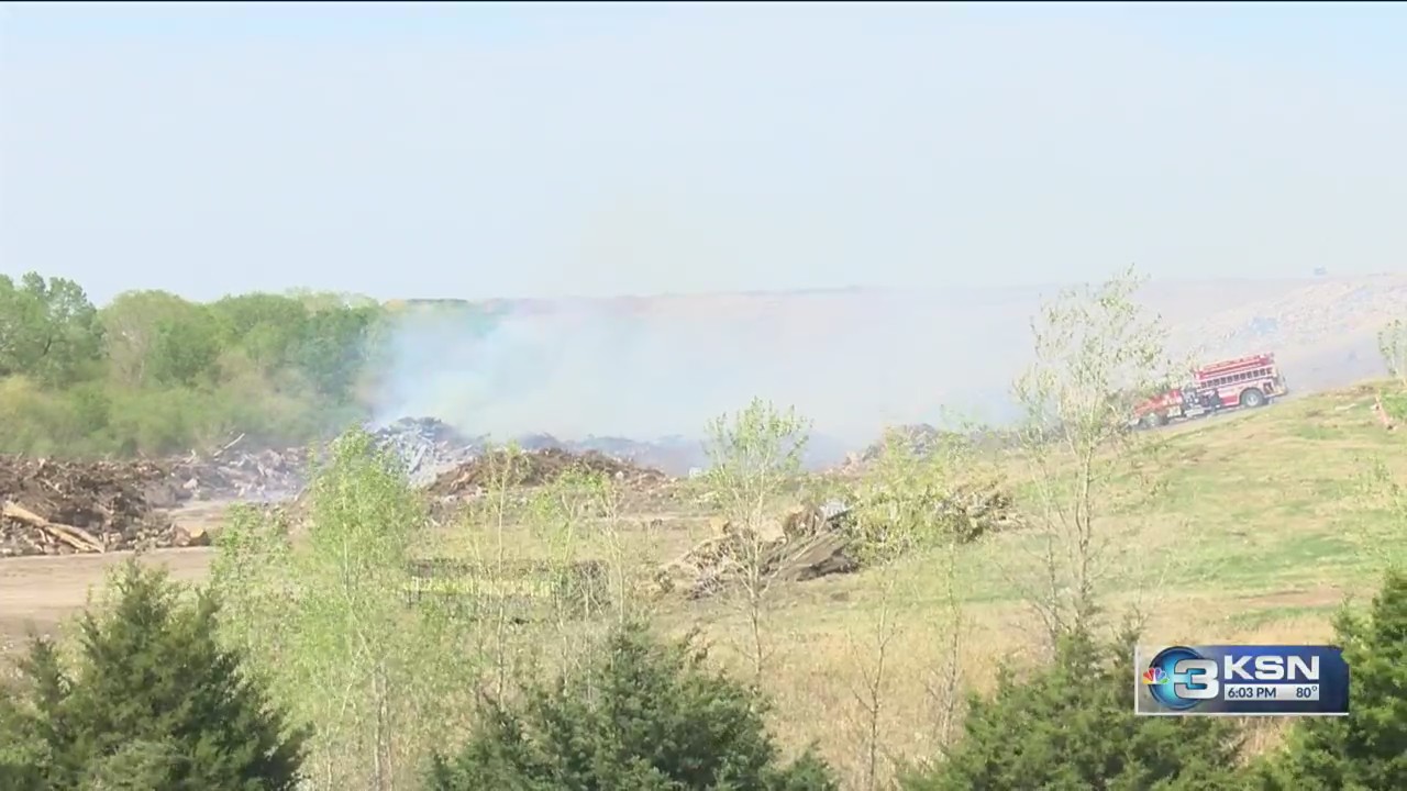 Wichita Fire Rv Wichita landfill fire still burning, but contained – KSN-TV