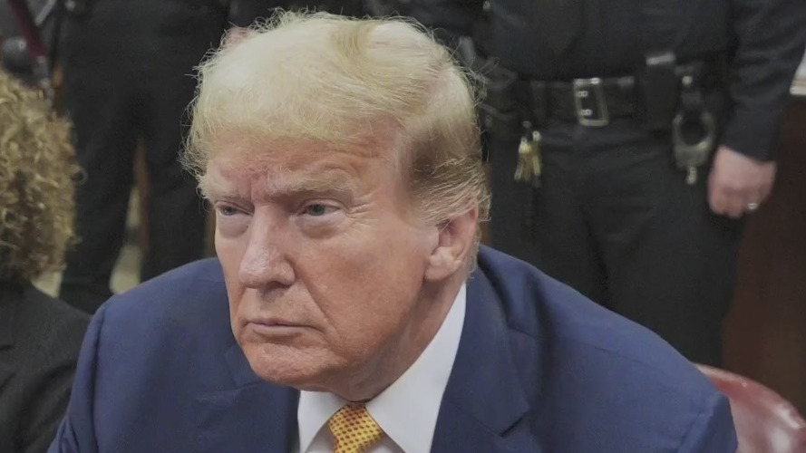 Stormy Daniels describes meeting Trump in testimony in hush money trial ...