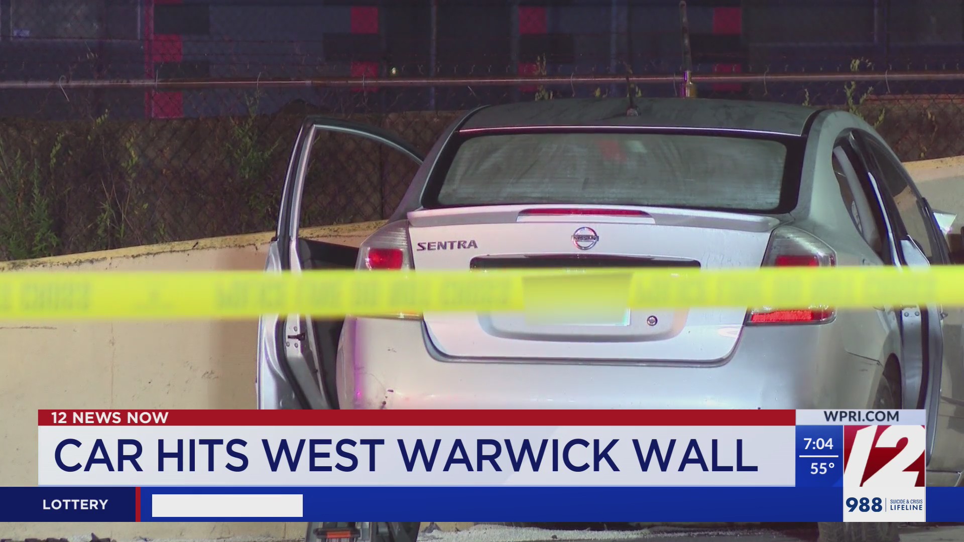 Car crashes into wall in West Warwick – WPRI.com