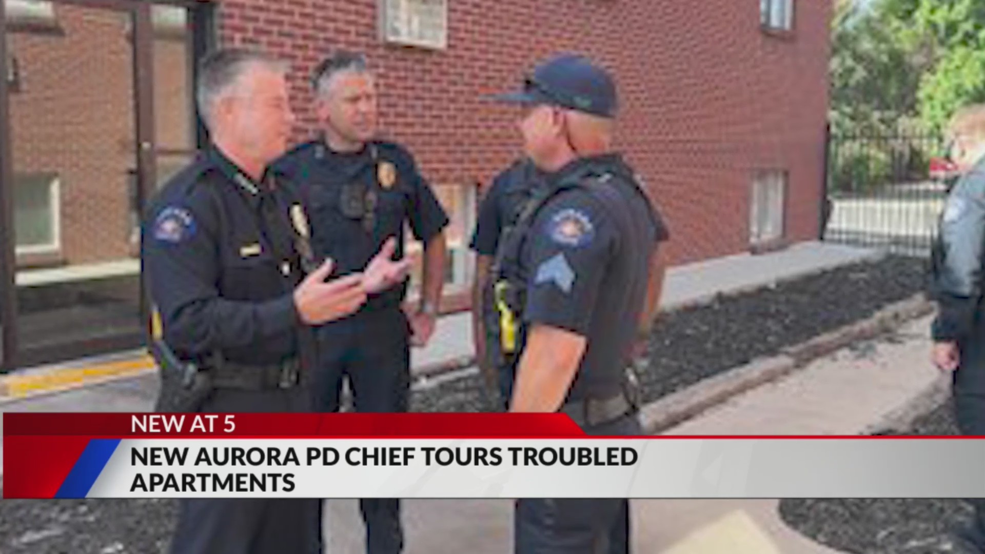 New Aurora police chief visits troubled apartments – FOX31 Denver