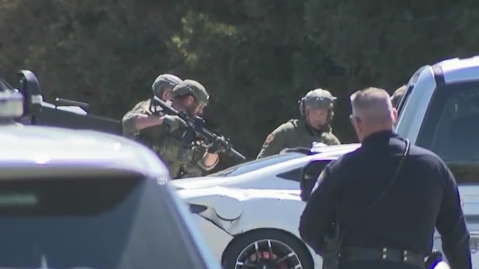 Suspect has been arrested after barricaded in Citrus Heights – FOX40 News