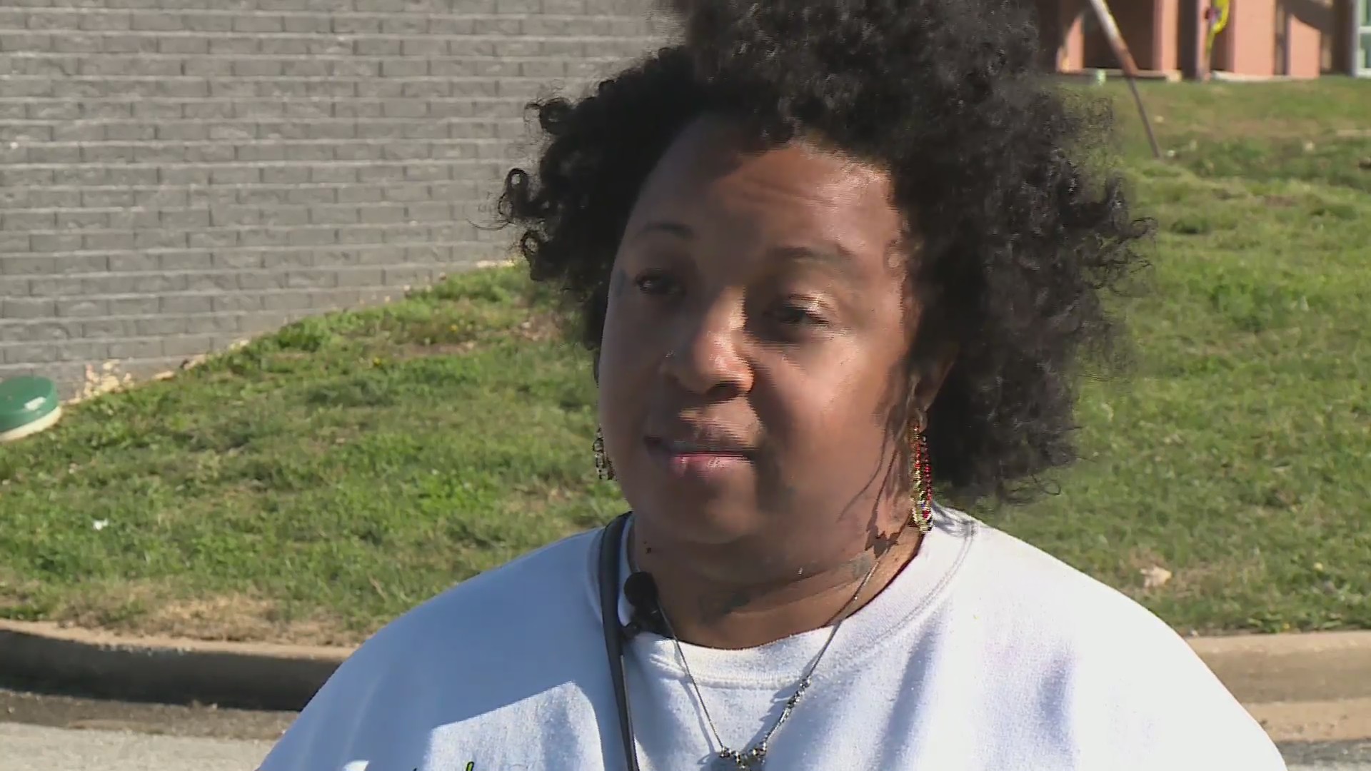Carjacking victim shares story to warn others – FOX 2