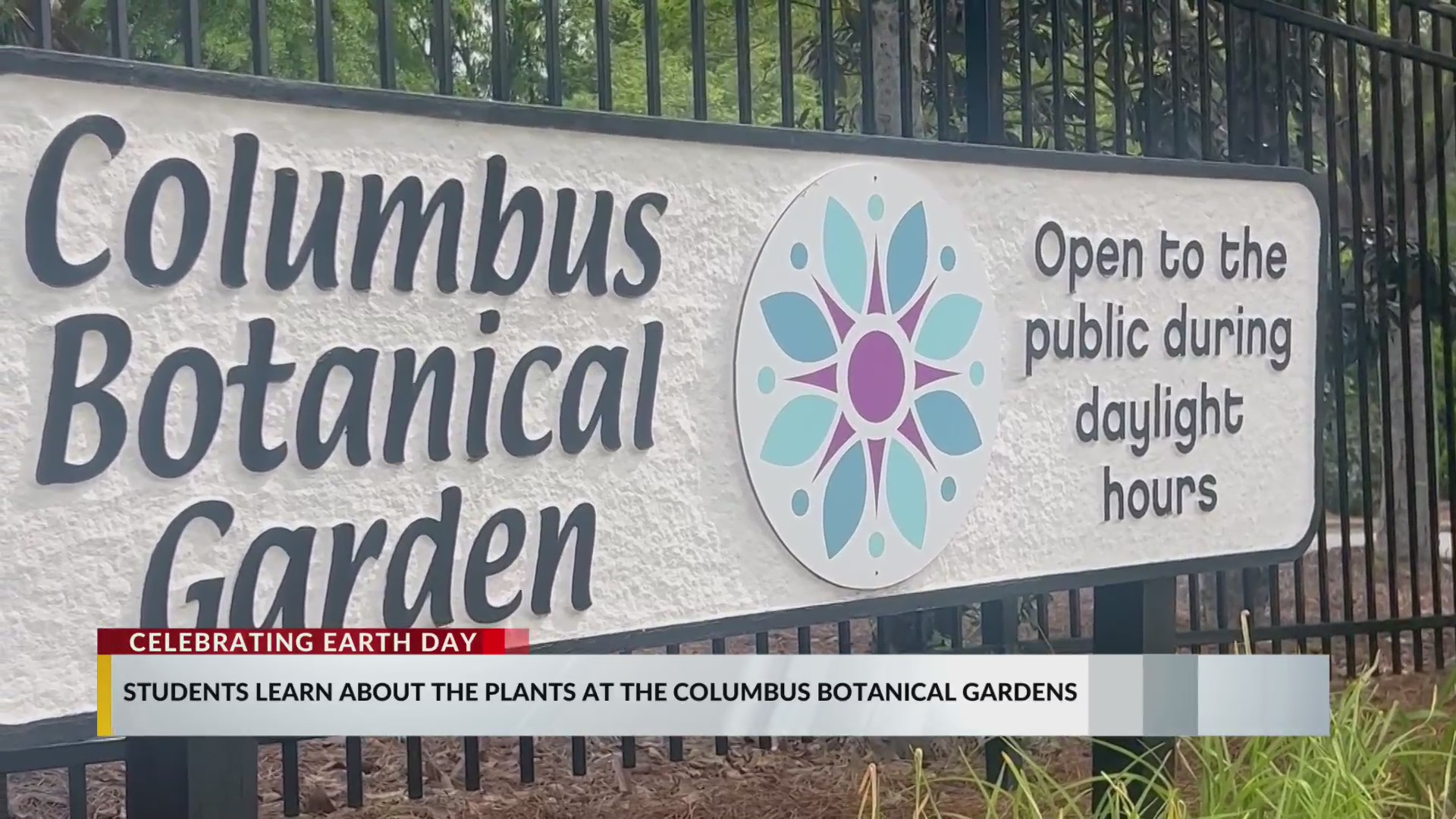 Students learn about the plants at Columbus Botanical Gardens – WRBL