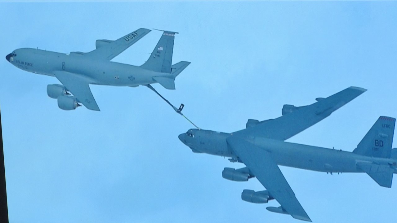 BAFB commemorates record-setting 47 hour nonstop global flight ...