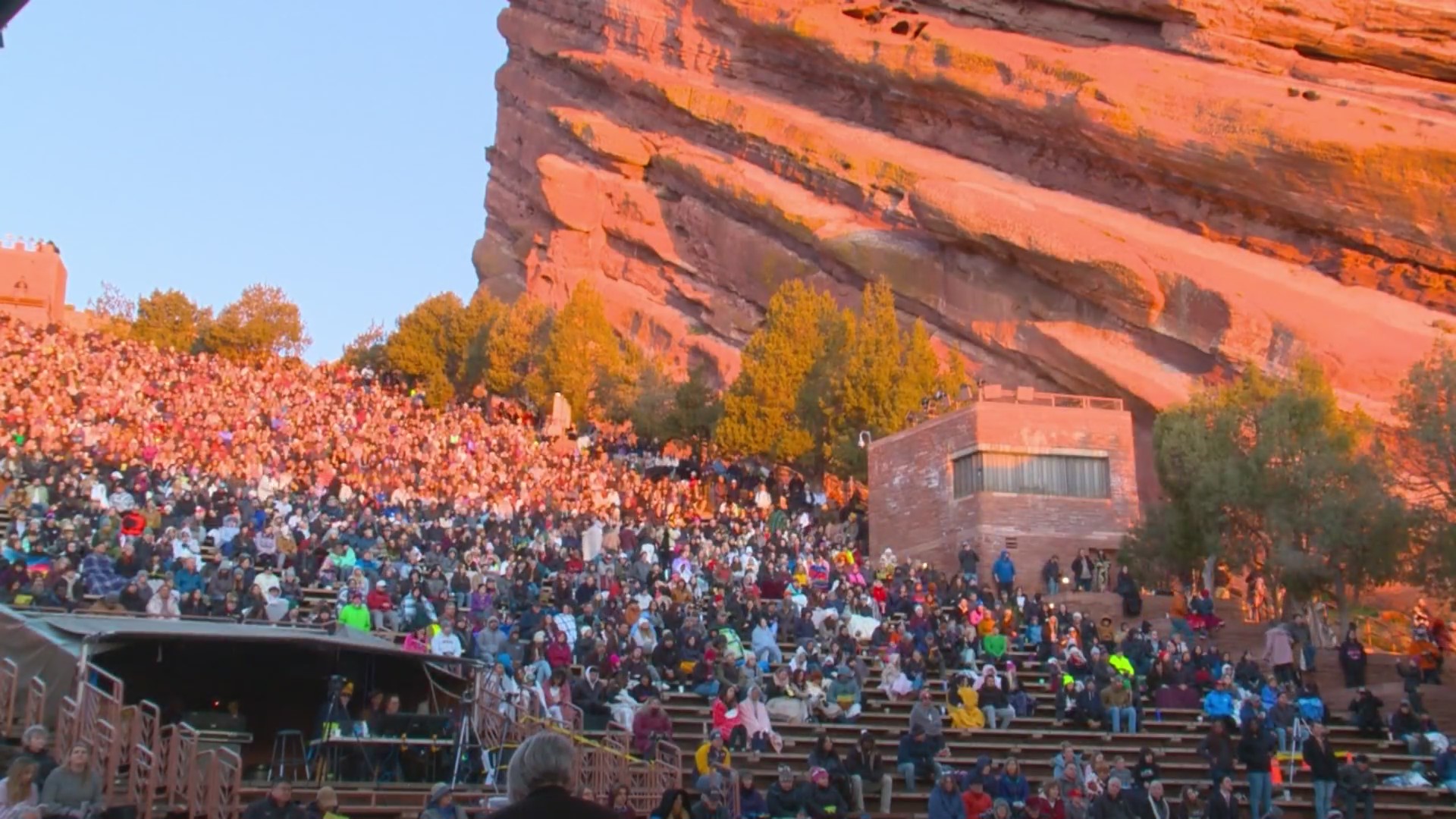 Easter Sunrise Service returns to Red Rocks Amphitheatre – FOX31 Denver