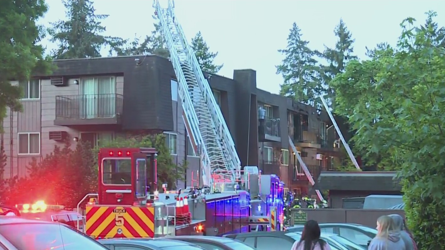 One dead after 2nd alarm fire at Vancouver apartment – KOIN.com