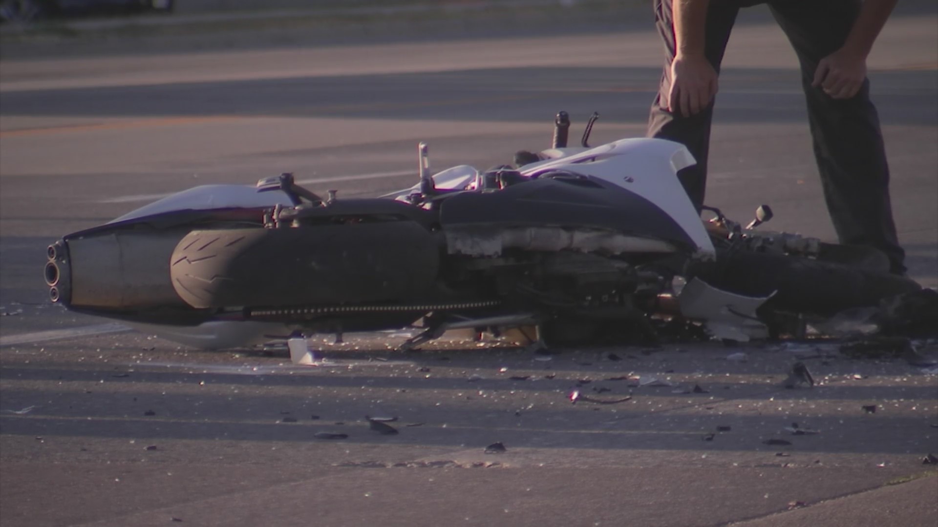 One dead after fatal motorcycle crash in South Jordan – ABC4