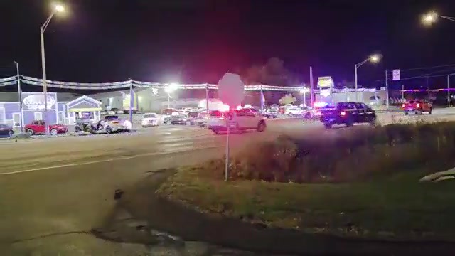 Crash closes westbound lanes of Illinois Road – WANE 15