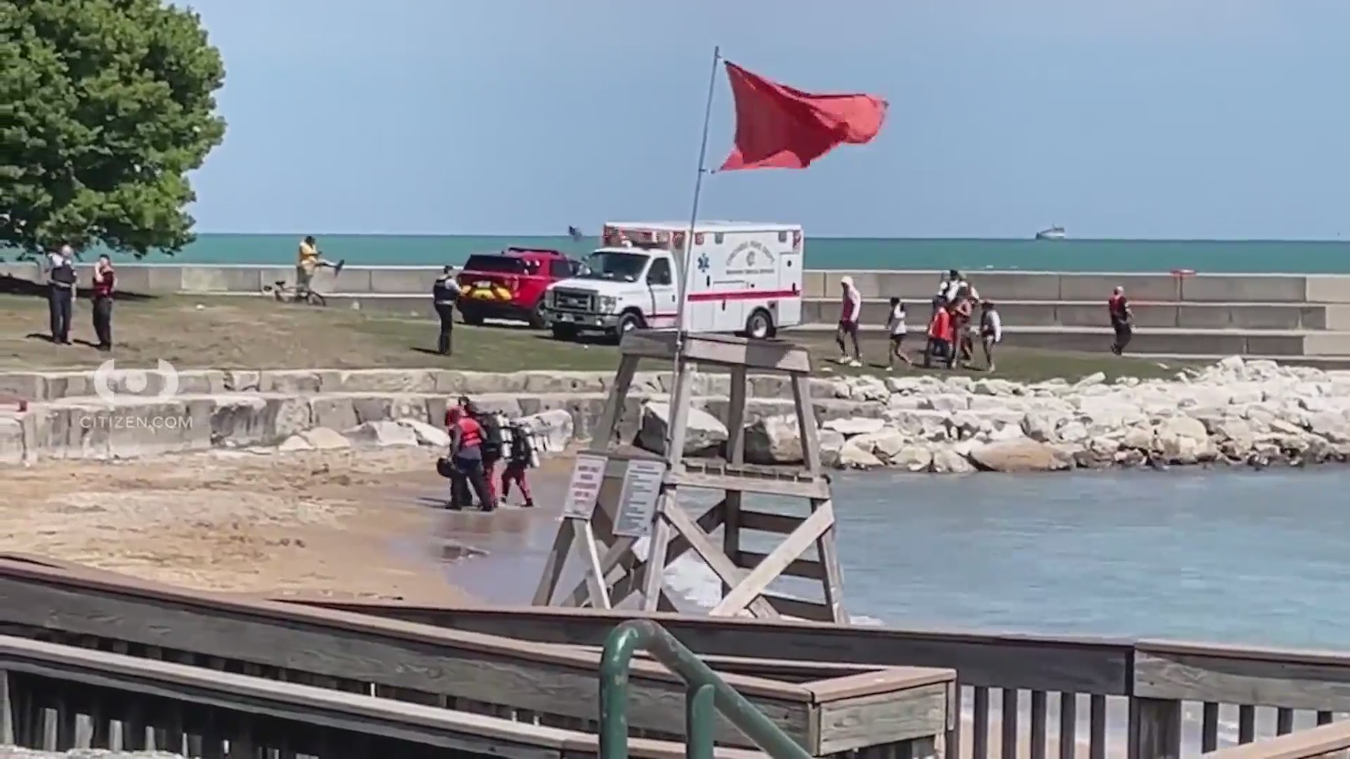 Man dies after being pulled from Lake Michigan near Adler Planetarium ...