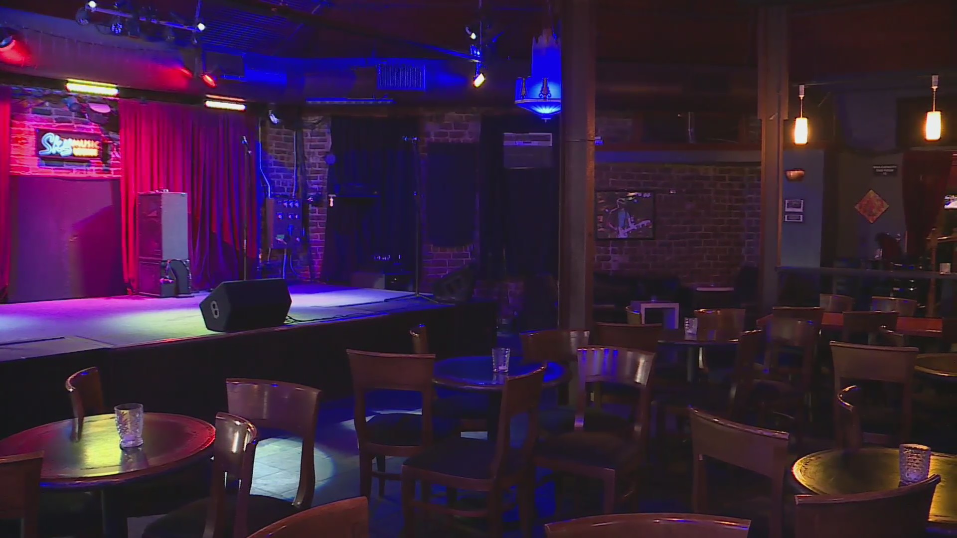 Ballwin's Sky Music Lounge - FOX 2