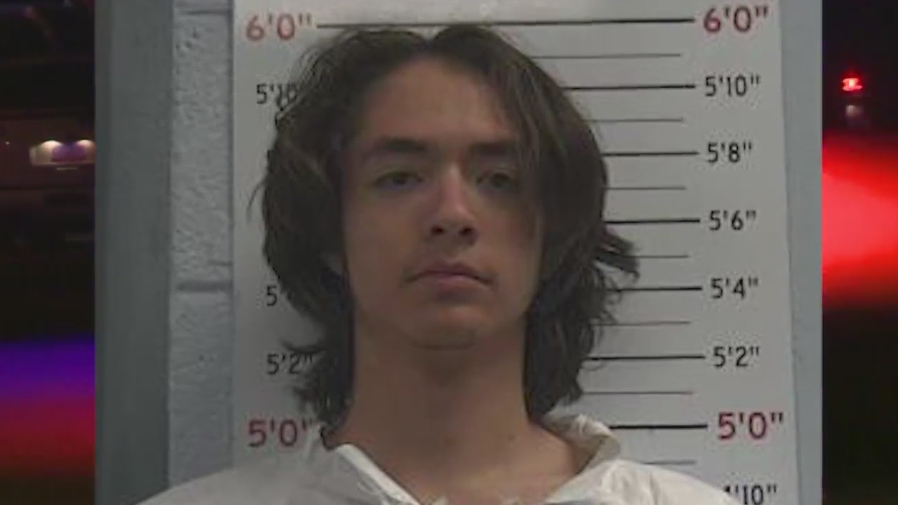 Rio Rancho man sentenced for shooting, stabbing father to death in 2022 ...