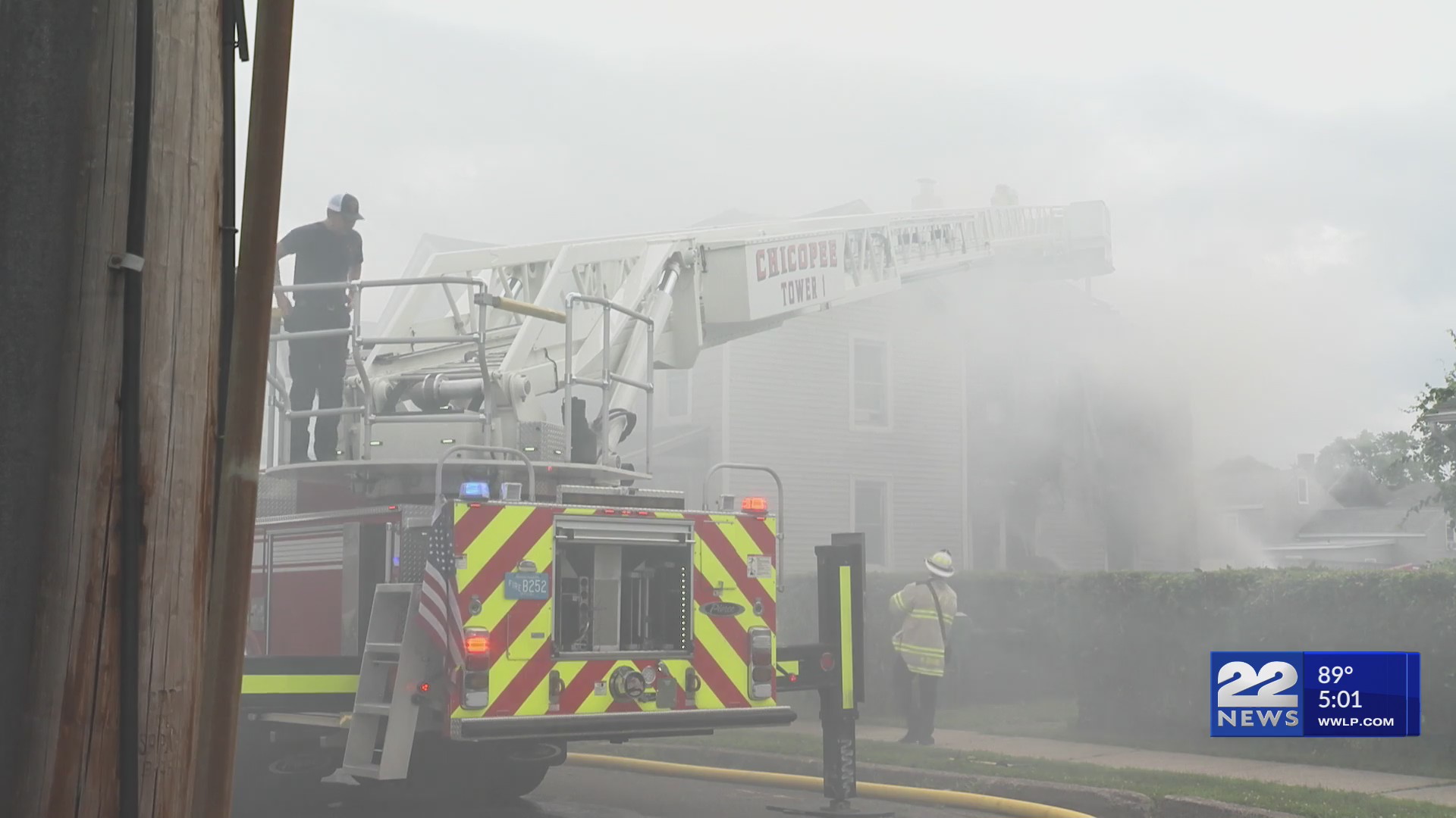 Crews put out fire on Dwight Street in Chicopee – WWLP