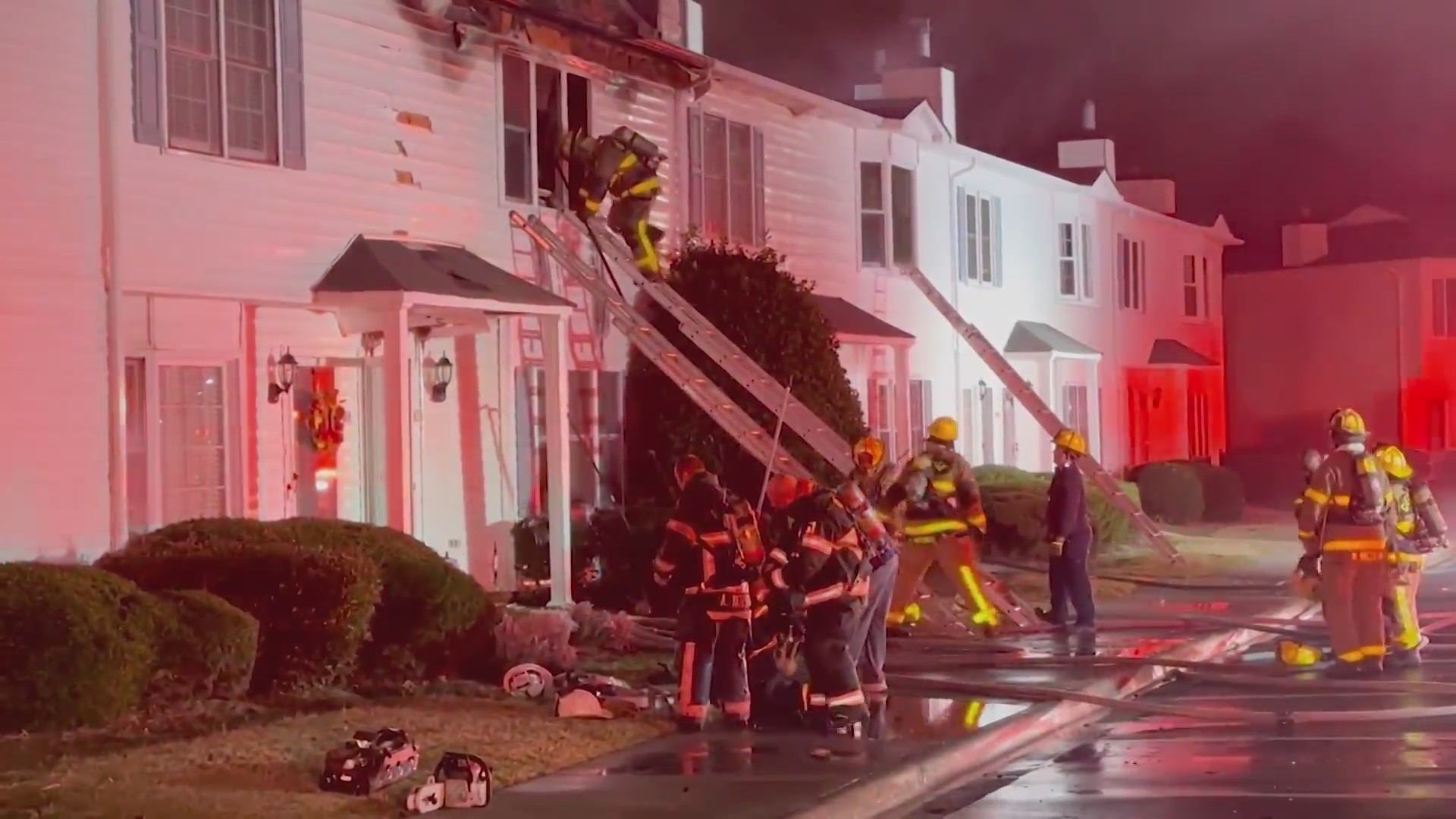 Fire breaks out at Greenville apartment complex – WNCT