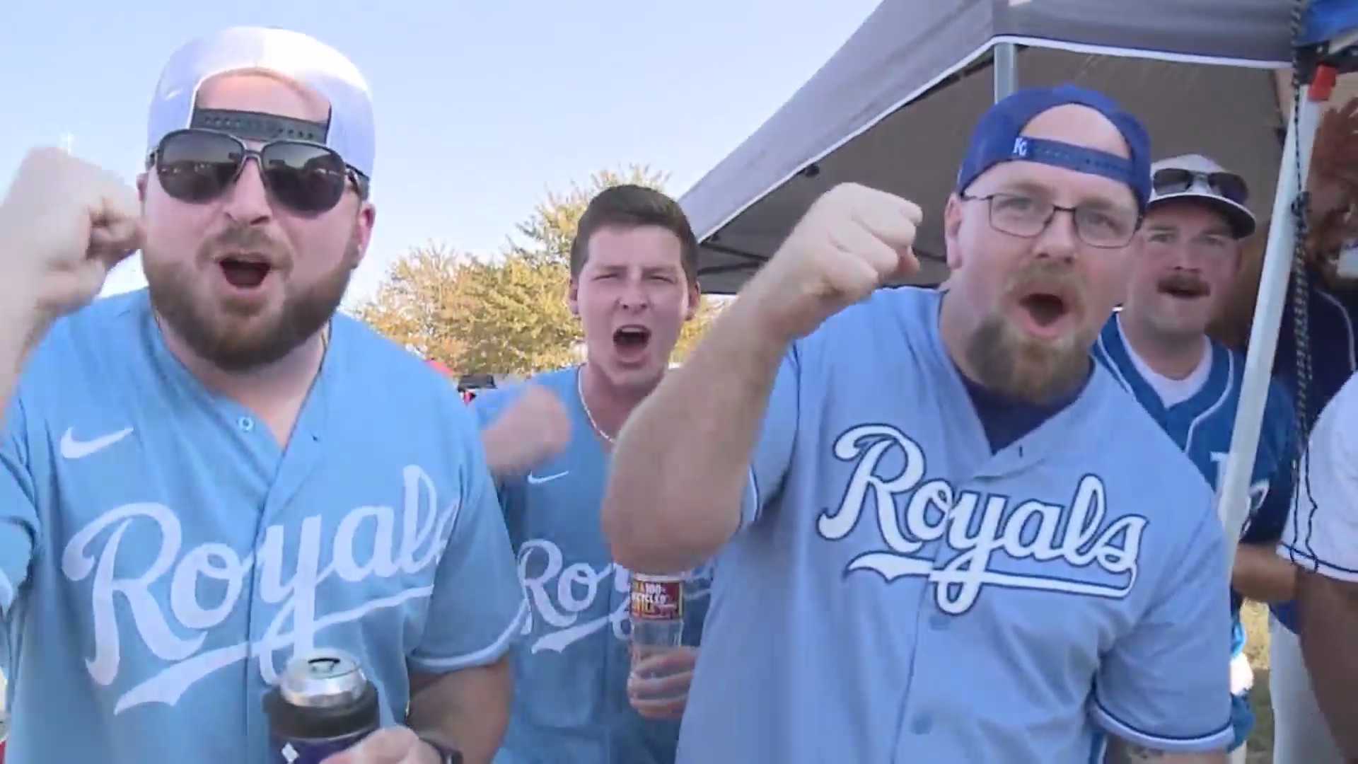 Royals fans enjoy postseason baseball back at The K FOX 4 Kansas City