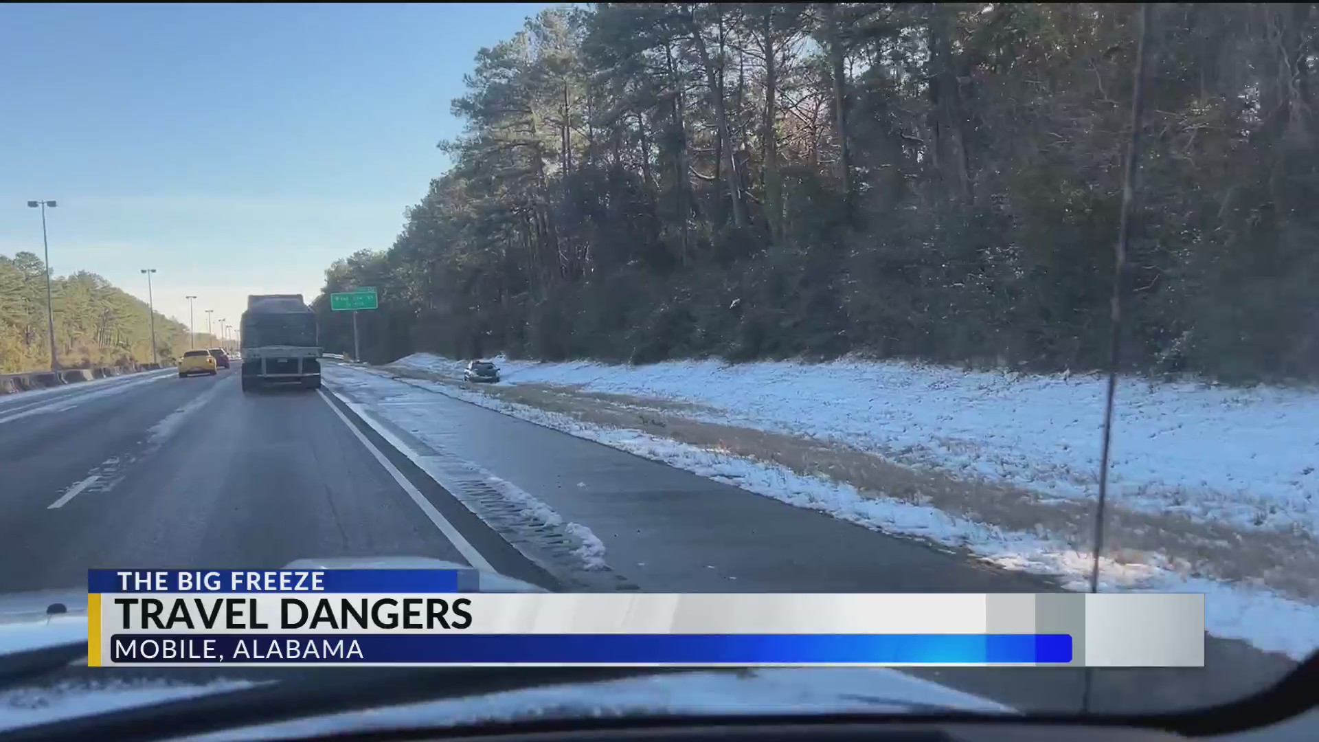 Tow truck drivers urge Mobilians to stay off roads in icy conditions ...