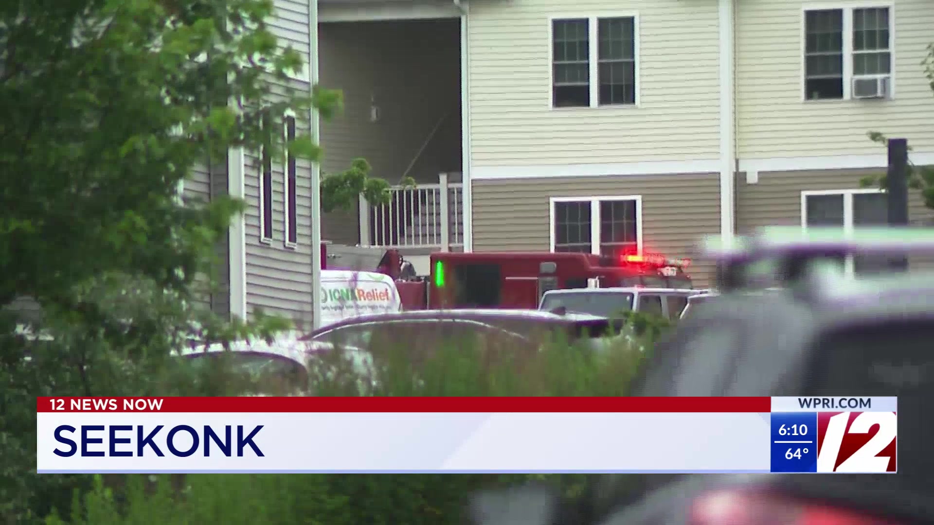 2 people rescued from Seekonk apartment building fire