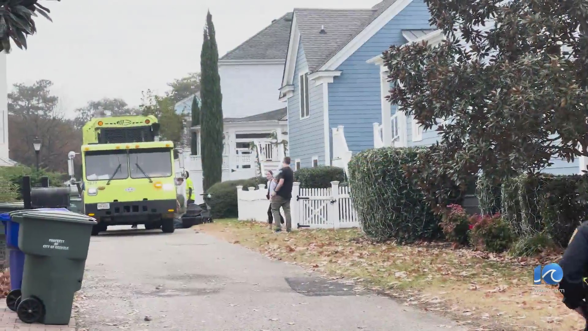 Woman hurt after hit by garbage truck in Norfolk – WAVY.com