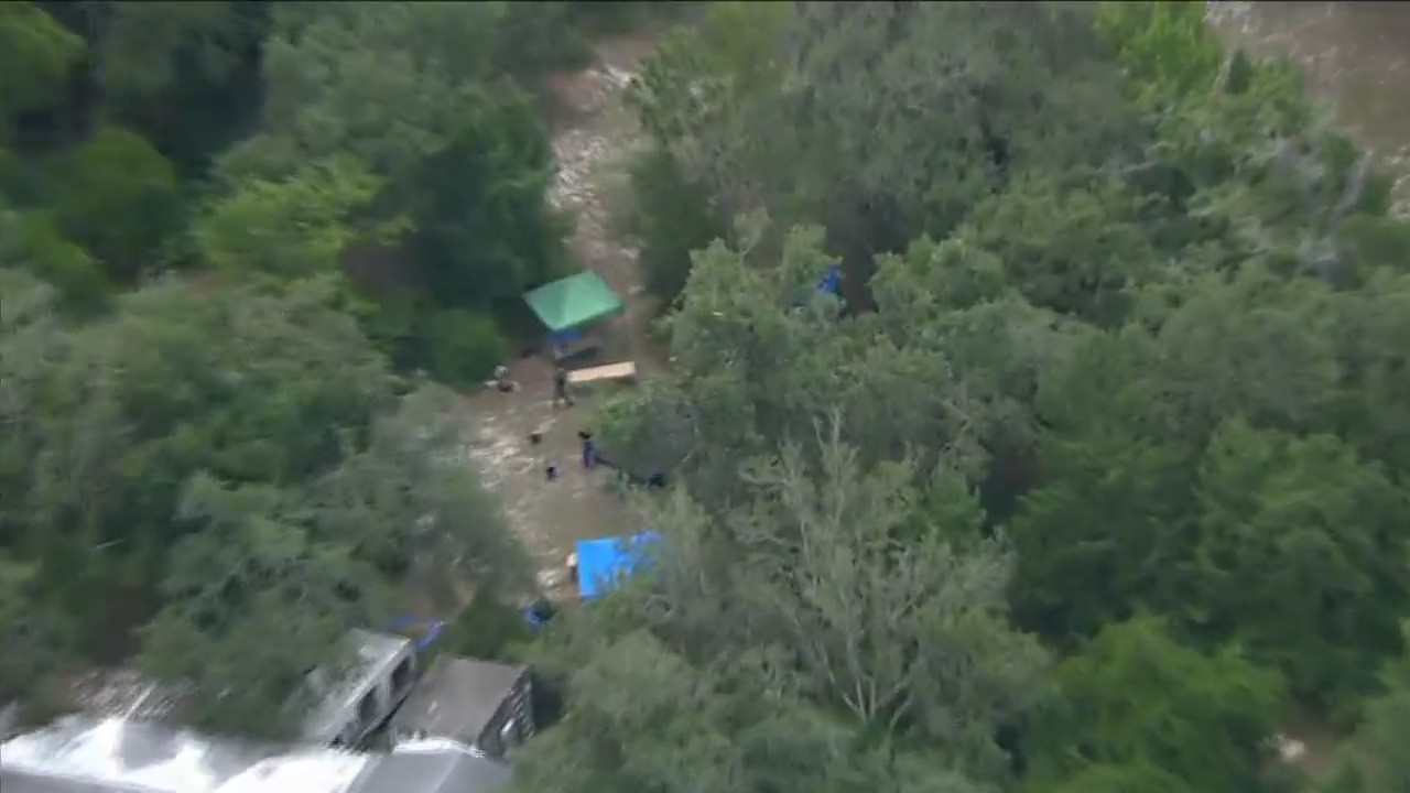 Pasco deputies find human remains amid search for missing family – WFLA